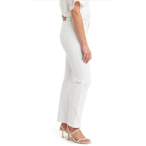 Levi’s Classic Straight Women’s White Twill Jeans - Picture 5 of 9